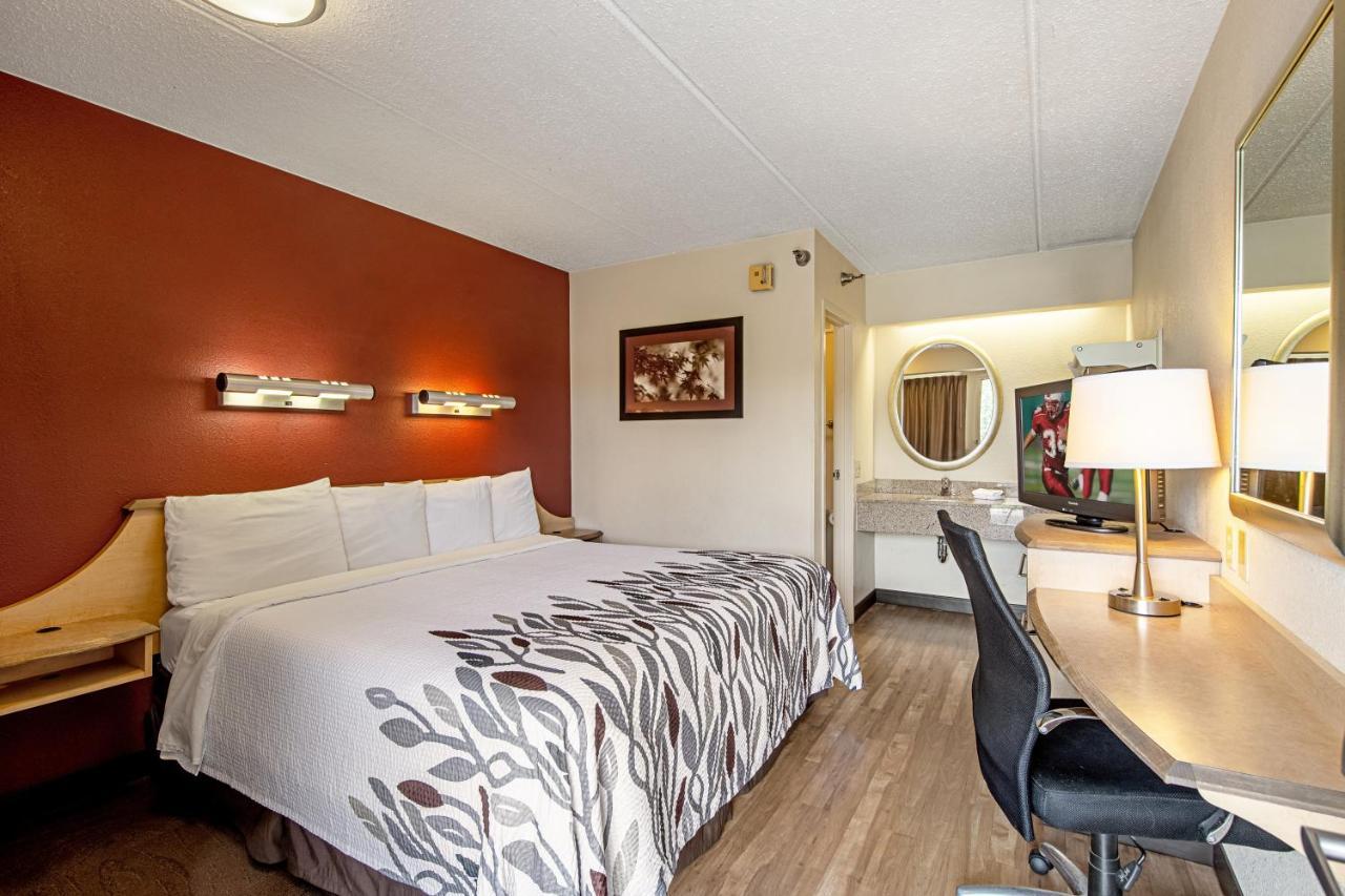 Red Roof Inn Huntington Barboursville Buitenkant foto